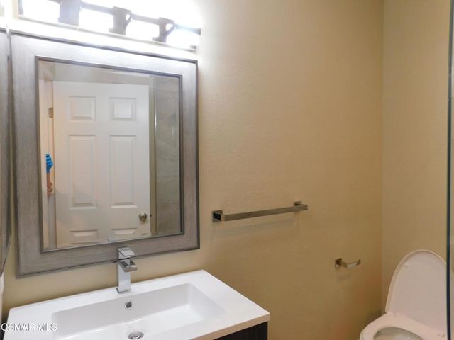 116 Maegan Place 11, Thousand Oaks, CA 91362