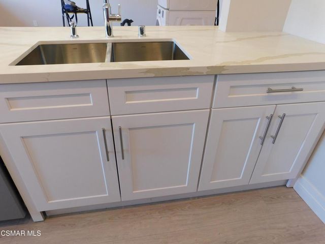 116 Maegan Place 11, Thousand Oaks, CA 91362