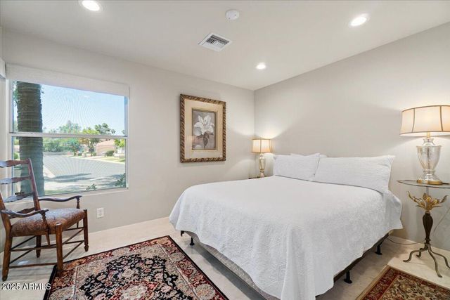 7799 E OAKSHORE Drive, Scottsdale, AZ 85258