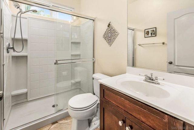 10562 Aspen Gln, Escondido, CA 92026