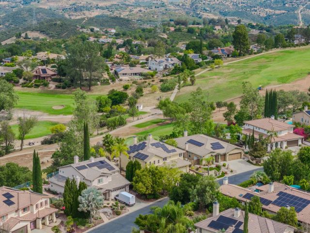 10562 Aspen Gln, Escondido, CA 92026