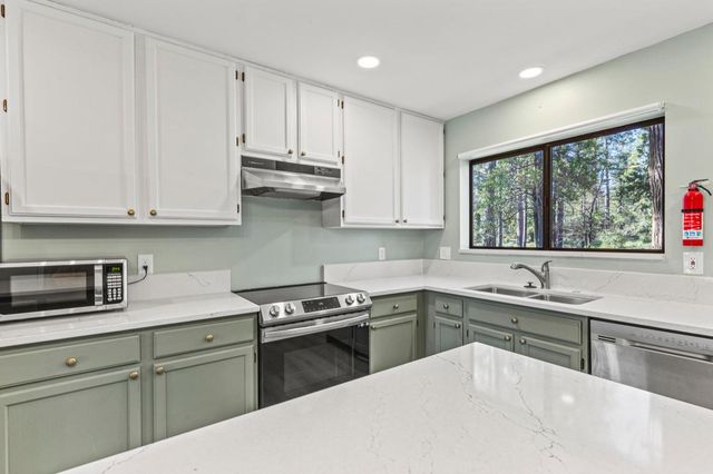 17091 Bryan Allen Way, Brownsville, CA 95919