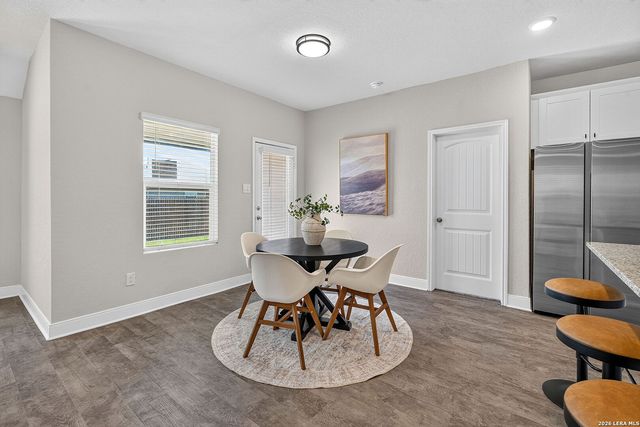 1449 Parkwood, Seguin, TX 78155