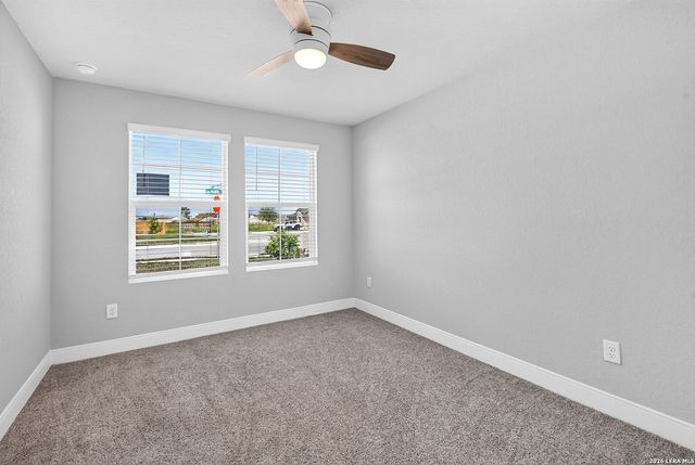 1449 Parkwood, Seguin, TX 78155