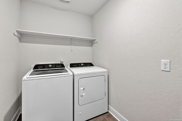1449 Parkwood, Seguin, TX 78155
