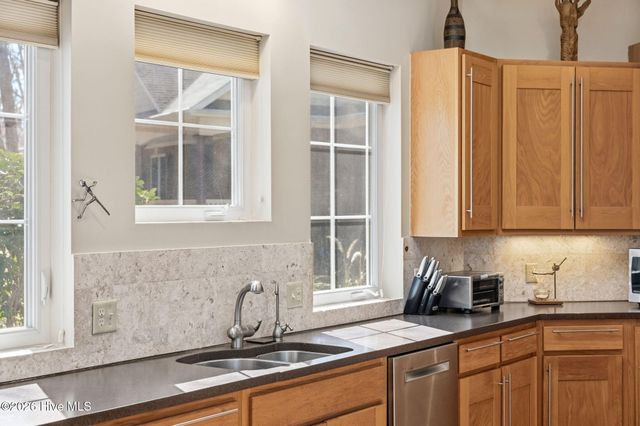 1423 Whisperwood Court SE, Bolivia, NC 28422