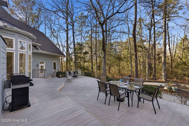 1423 Whisperwood Court SE, Bolivia, NC 28422