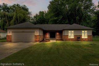 26820 Alray Street, Chesterfield Township, MI 48051