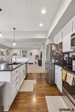 6022 S 193Rd Avenue, Omaha, NE 68135