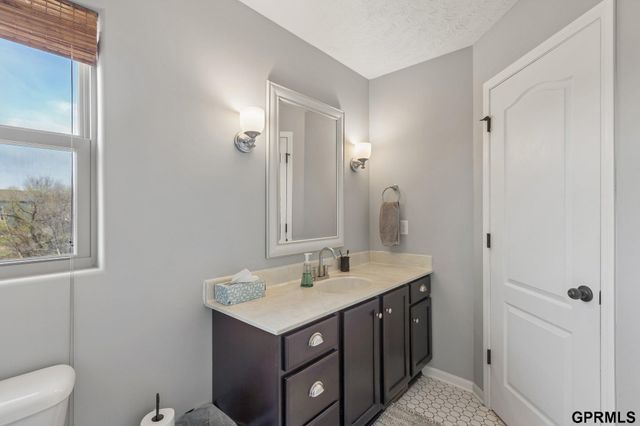 6022 S 193Rd Avenue, Omaha, NE 68135