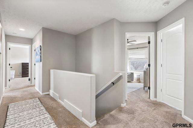 6022 S 193Rd Avenue, Omaha, NE 68135