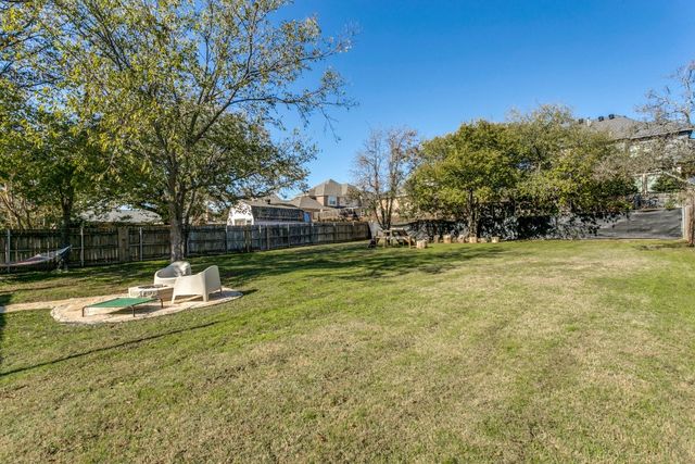 8841 Main Street, North Richland Hills, TX 76182