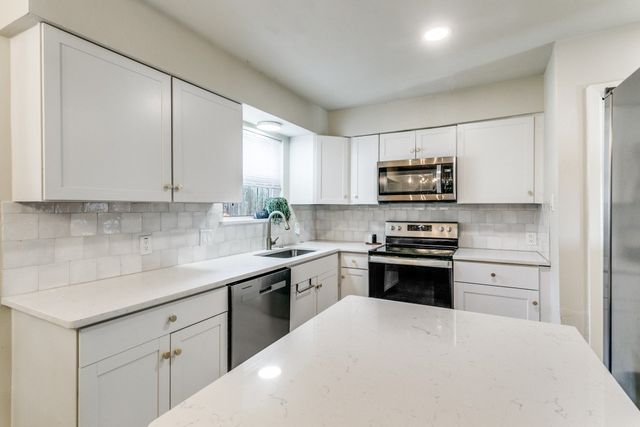 8841 Main Street, North Richland Hills, TX 76182