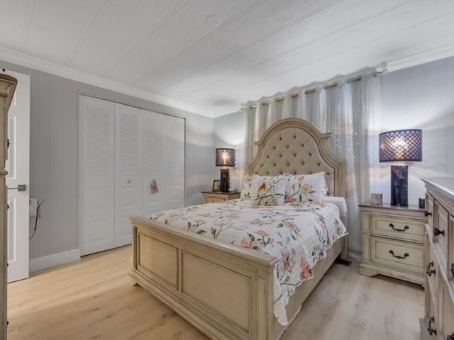 309 NE Pinelake Village Boulevard, Jensen Beach, FL 34957