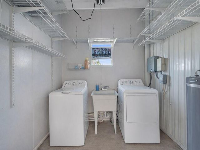 309 NE Pinelake Village Boulevard, Jensen Beach, FL 34957