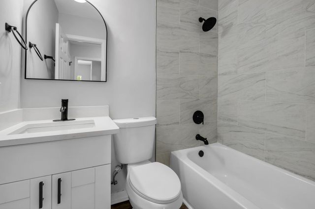 2314 Oxford Road, Tallahassee, FL 32304