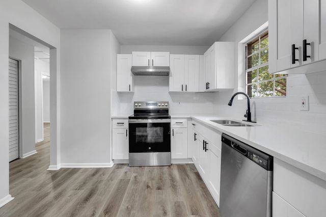 2314 Oxford Road, Tallahassee, FL 32304