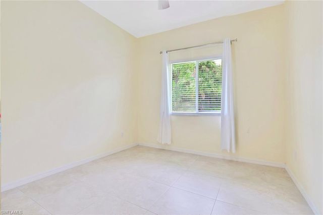 333 5th ST SW, Naples, FL 34117