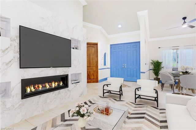 333 5th ST SW, Naples, FL 34117