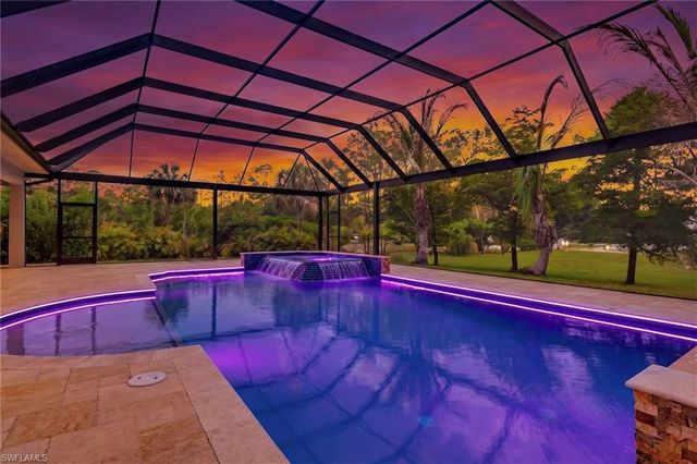 333 5th ST SW, Naples, FL 34117