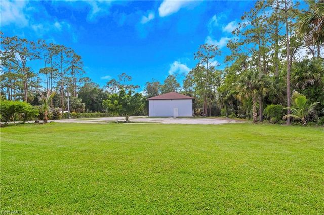 333 5th ST SW, Naples, FL 34117
