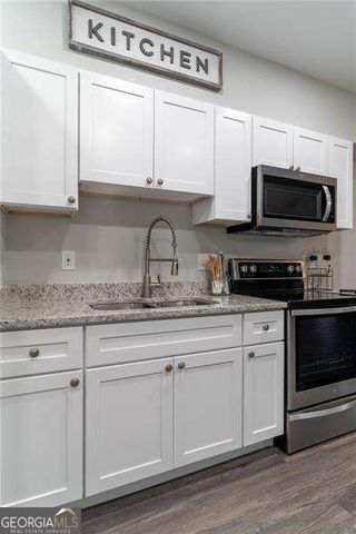 301 Cochin Drive, Woodstock, GA 30188