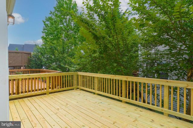 2557 JAMES MONROE CIR, Herndon, VA 20171