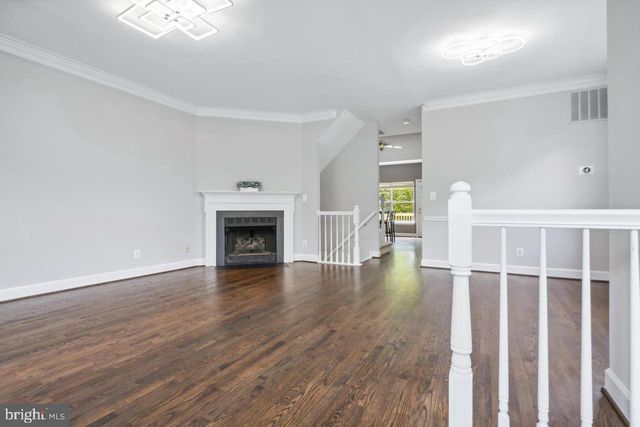 2557 JAMES MONROE CIR, Herndon, VA 20171