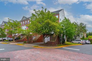 2557 JAMES MONROE CIR, Herndon, VA 20171