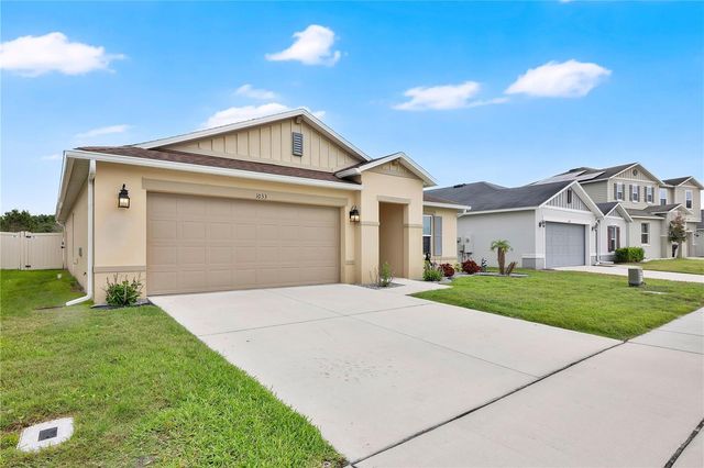 1033 AUGUSTUS DRIVE, Davenport, FL 33896