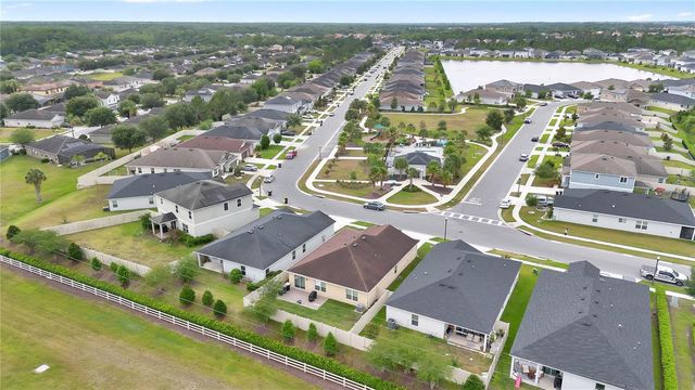 1033 AUGUSTUS DRIVE, Davenport, FL 33896