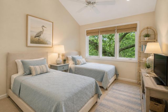 12 Marsh Island Lane, Isle Of Palms, SC 29451