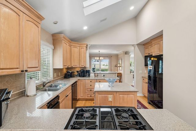 12 Marsh Island Lane, Isle Of Palms, SC 29451