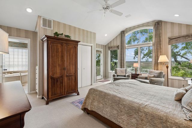 12 Marsh Island Lane, Isle Of Palms, SC 29451