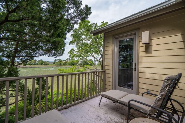 12 Marsh Island Lane, Isle Of Palms, SC 29451