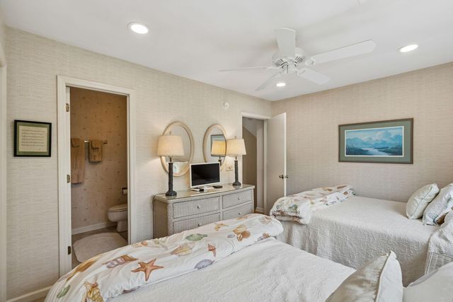 12 Marsh Island Lane, Isle Of Palms, SC 29451