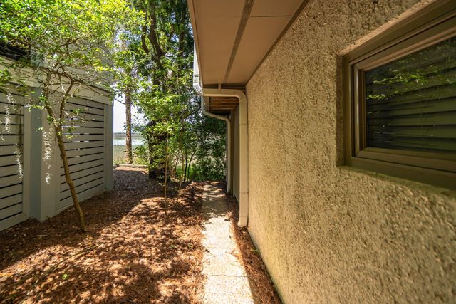 12 Marsh Island Lane, Isle Of Palms, SC 29451
