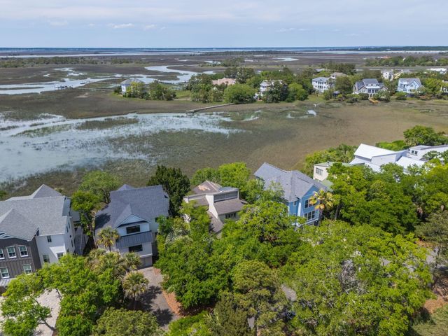 12 Marsh Island Lane, Isle Of Palms, SC 29451