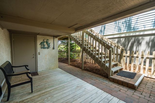 12 Marsh Island Lane, Isle Of Palms, SC 29451