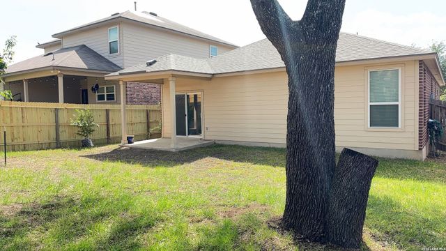 6754 Indian Ldg, San Antonio, TX 78253