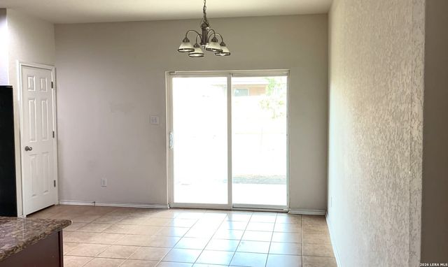 6754 Indian Ldg, San Antonio, TX 78253