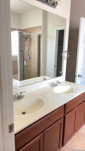6754 Indian Ldg, San Antonio, TX 78253
