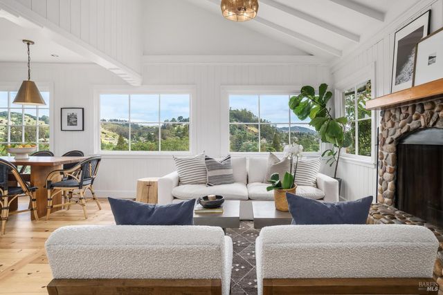 54 Hillside Ave, San Anselmo, CA 94960