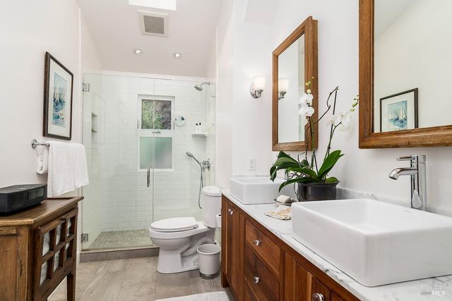 54 Hillside Ave, San Anselmo, CA 94960