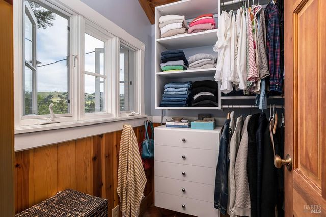 54 Hillside Ave, San Anselmo, CA 94960