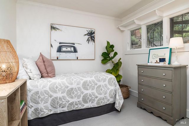 54 Hillside Ave, San Anselmo, CA 94960