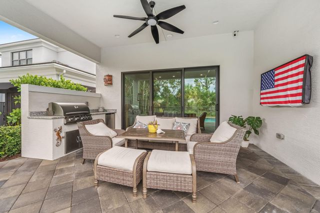 13502 Artisan Circle, Palm Beach Gardens, FL 33418