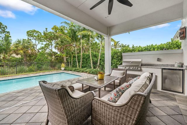 13502 Artisan Circle, Palm Beach Gardens, FL 33418
