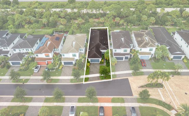 13502 Artisan Circle, Palm Beach Gardens, FL 33418