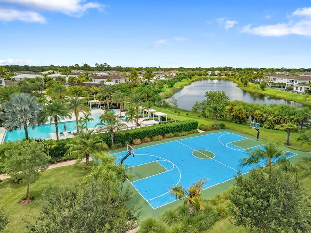 13502 Artisan Circle, Palm Beach Gardens, FL 33418